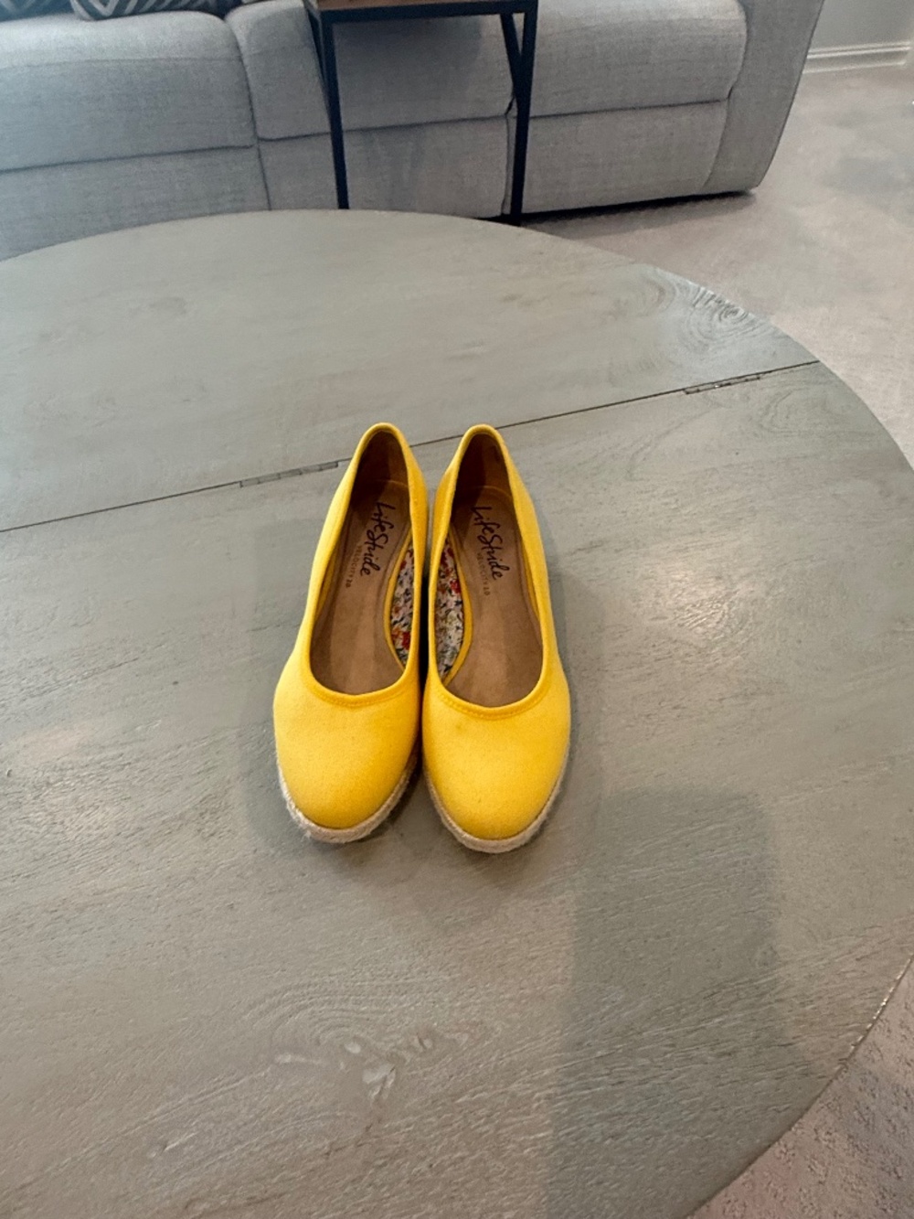 Life Stride Velocity 2.0 Yellow Shoes; Sz: 6.5M - Picture 7 of 8